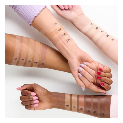 صورة ايسينس خافي عيوب كاموفلاج غير لامع 150