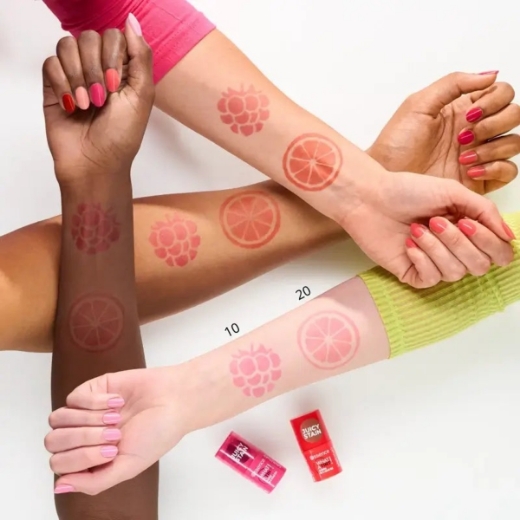 صورة ايسينس  صبغة شفاه وشفاه 20