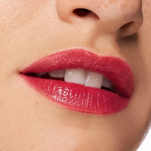 صورة ايسينس أحمر شفاه هيدرا كيس 03