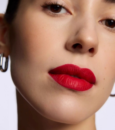 صورة كاتريس أحمر شفاه إندل مطفي سائل 060