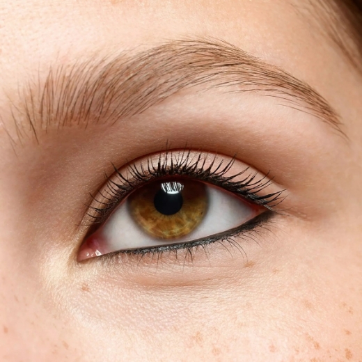 صورة ايسينس كحل جوهر العين الداخلية كاجال 01