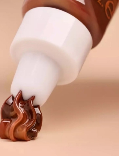 صورة ايسنس لوف إت أ شوكو لوت ليب جي إل 01