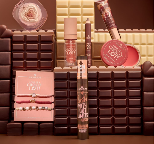 صورة ايسنس أحمر خدود لوف إت أ شوكو لوت M 01