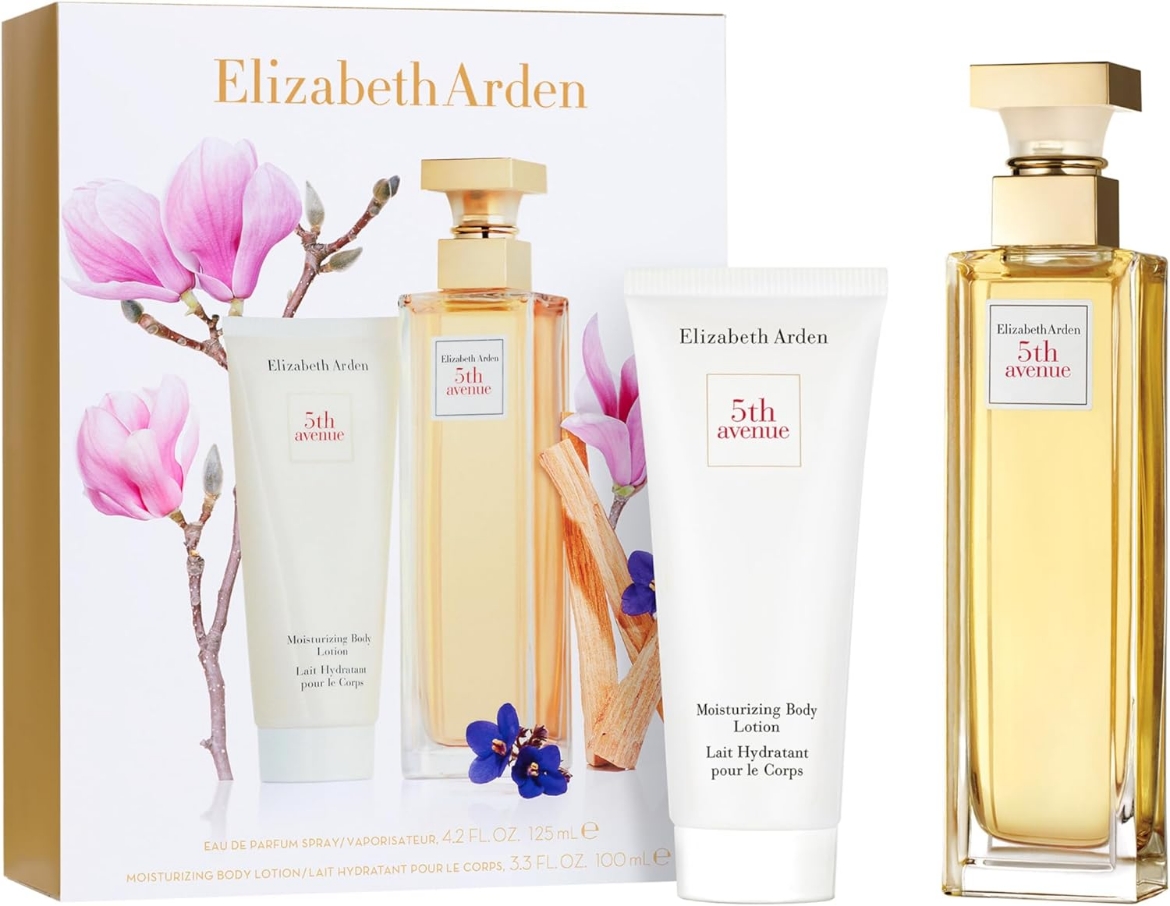 صورة اليزبث اردن فيفث افنيو طقم نسائي